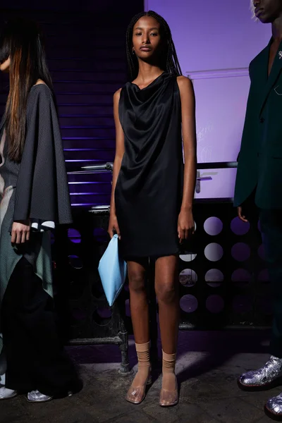 Look 8
